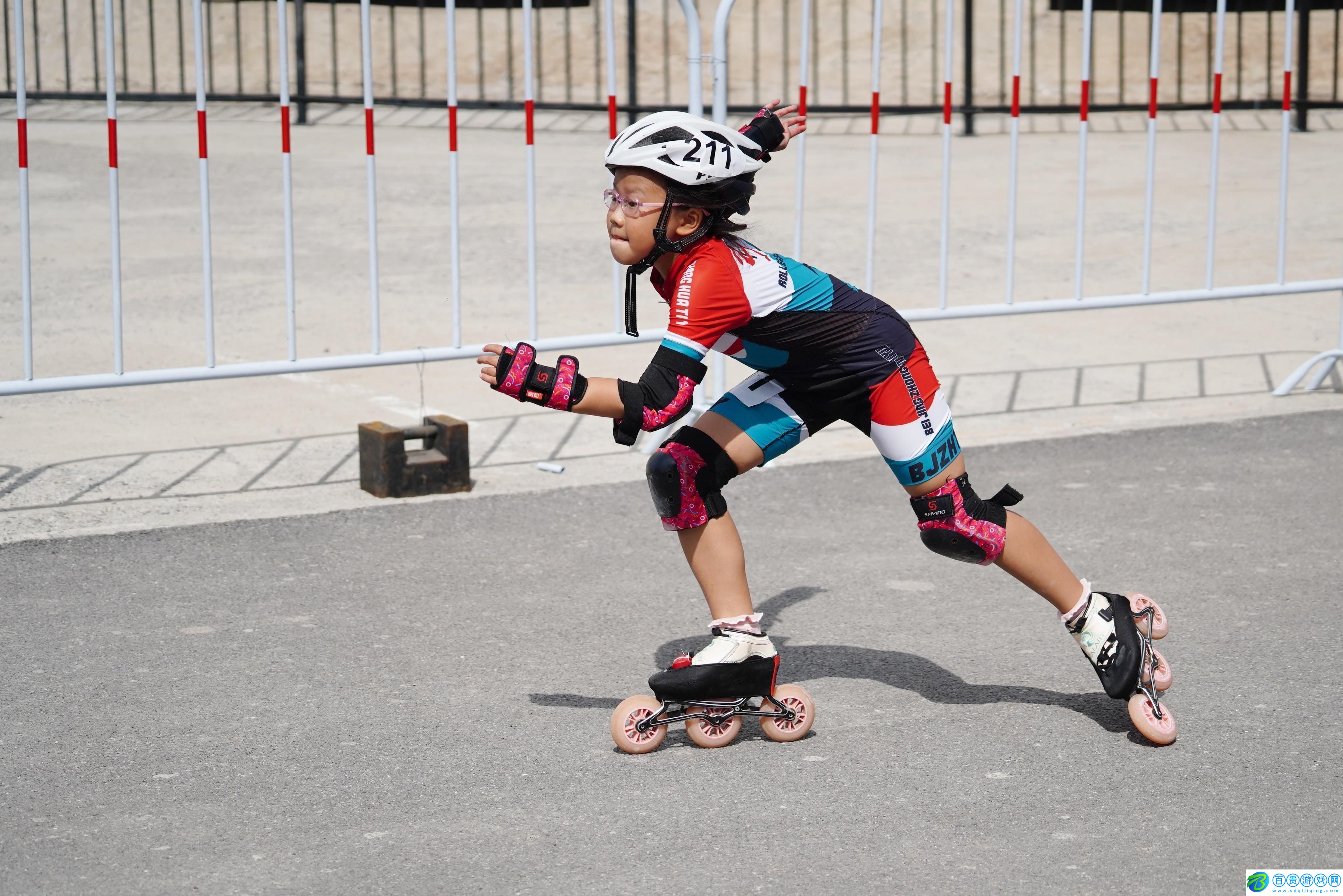 “滑”出風(fēng)采笑傲江湖——“輪滑”震撼來(lái)襲！